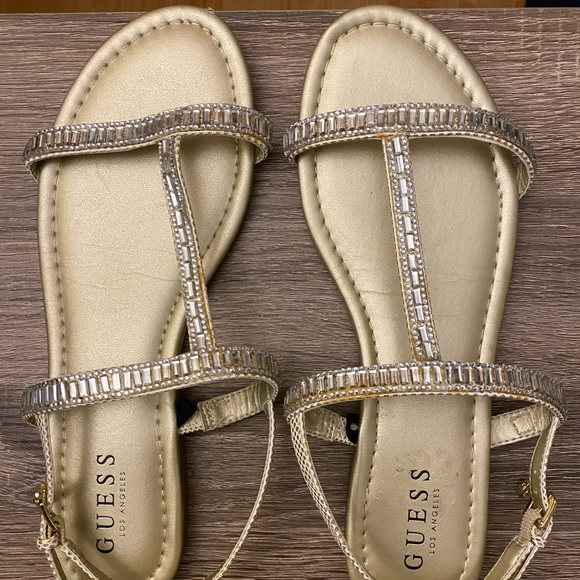 guess los angeles sandals